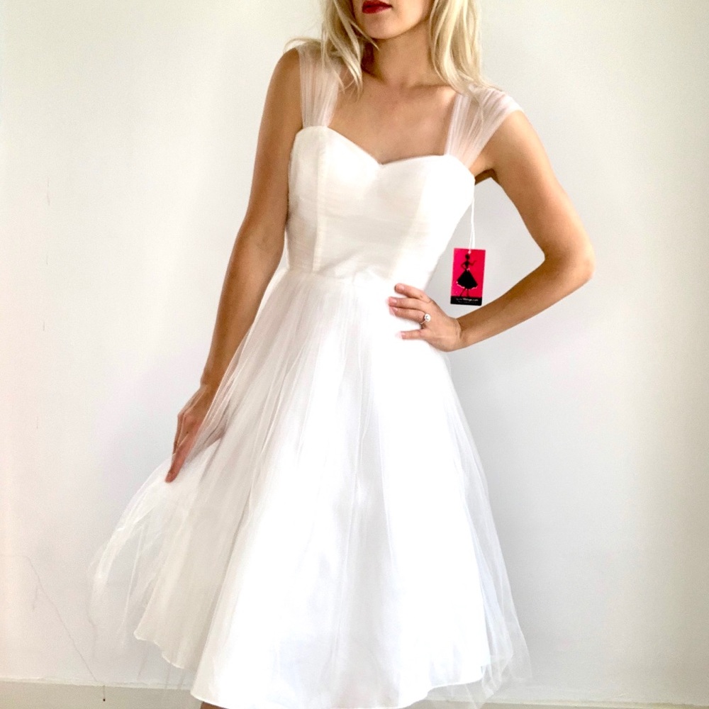 Unique Vintage White Tulle Retro Ballgown Dress S